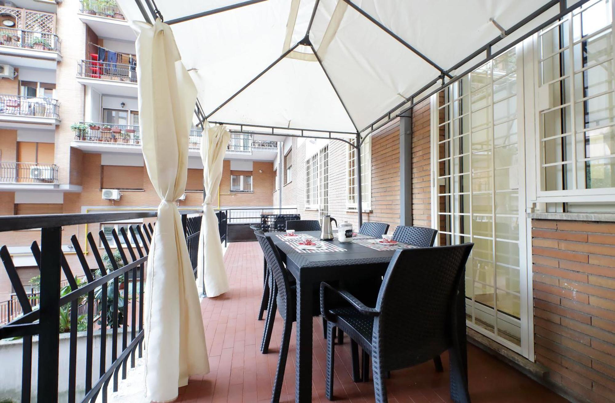 Lovely Apartment With Terrace Near The Vatican Rome Buitenkant foto